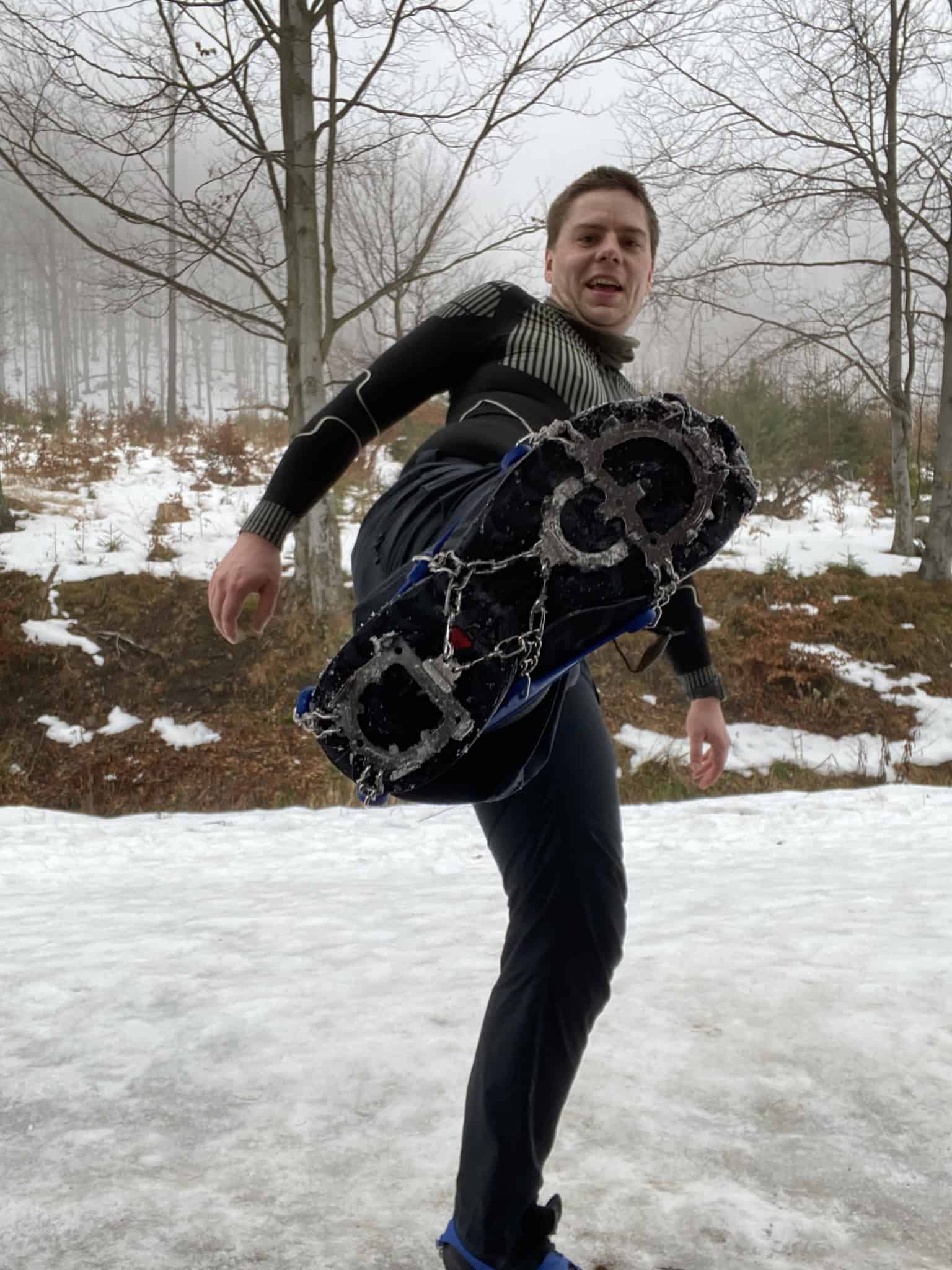 Když to začne klouzat, nesmeky jsou k nezaplacení.