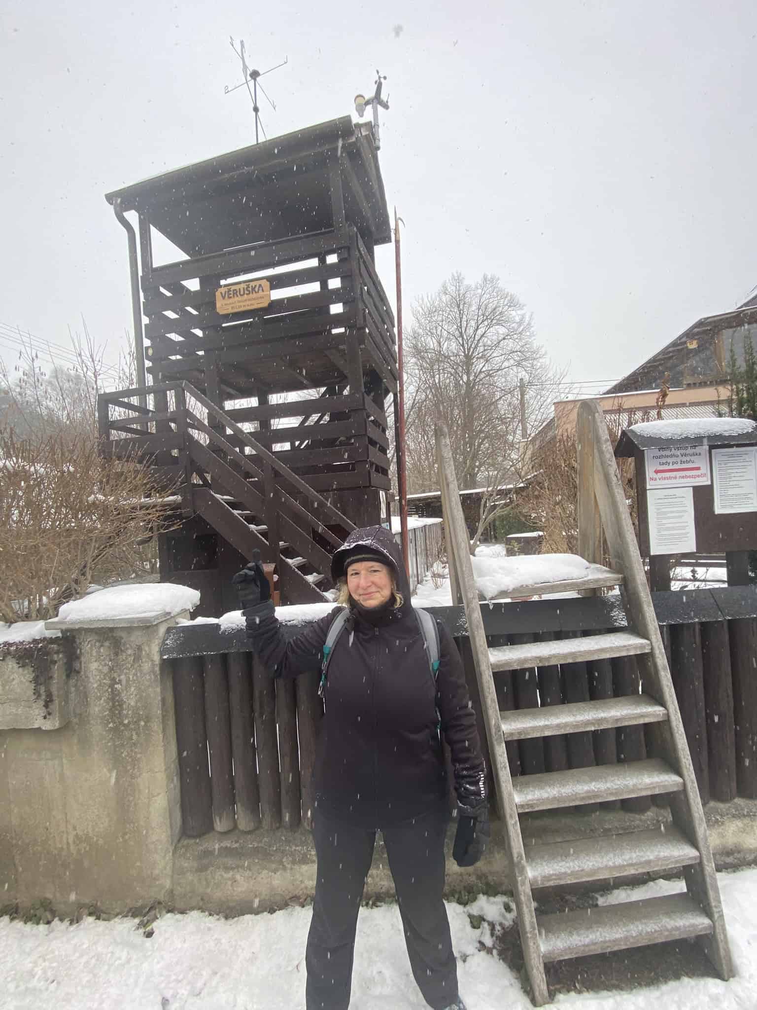 Malá, ale naše. Valach nezklame a postaví si rozhlednu rovnou na dvorku.